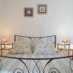 2 Pieces 2 Couchages Sur Bn000-09a Banyuls-sur-Mer