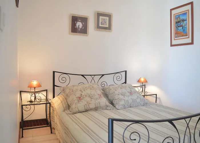 2 Pieces 2 Couchages Sur Bn000-09a *